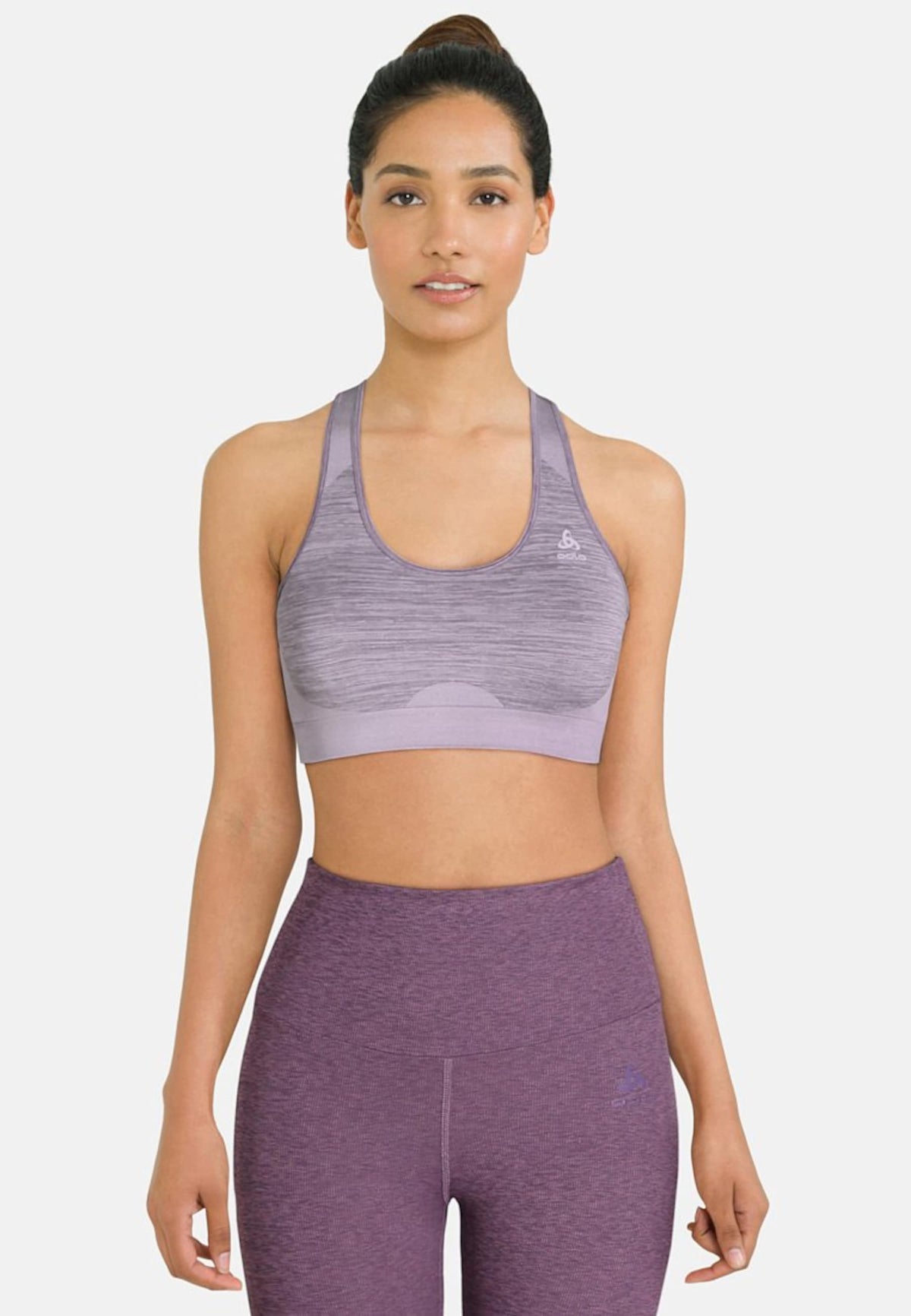 The women's Seamless Medium sports bra