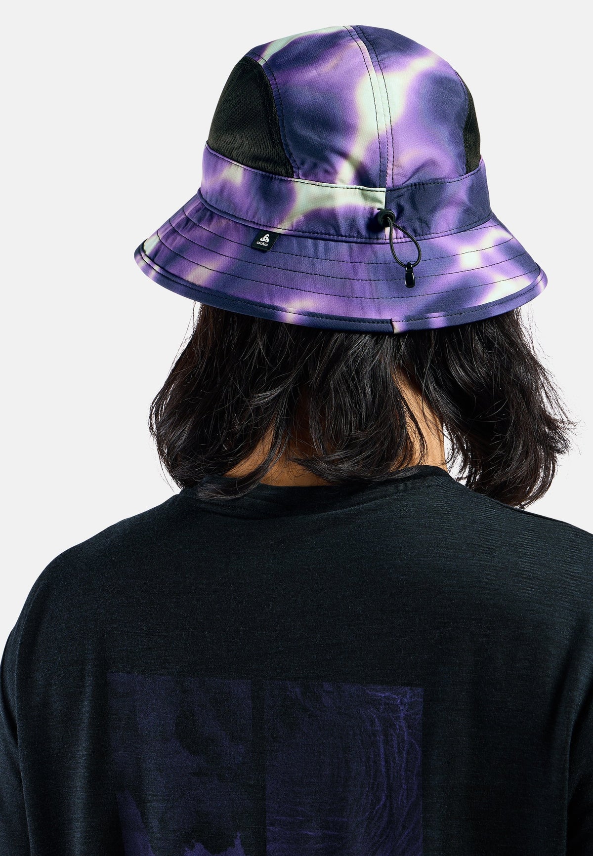 The Performance Light print bucket hat