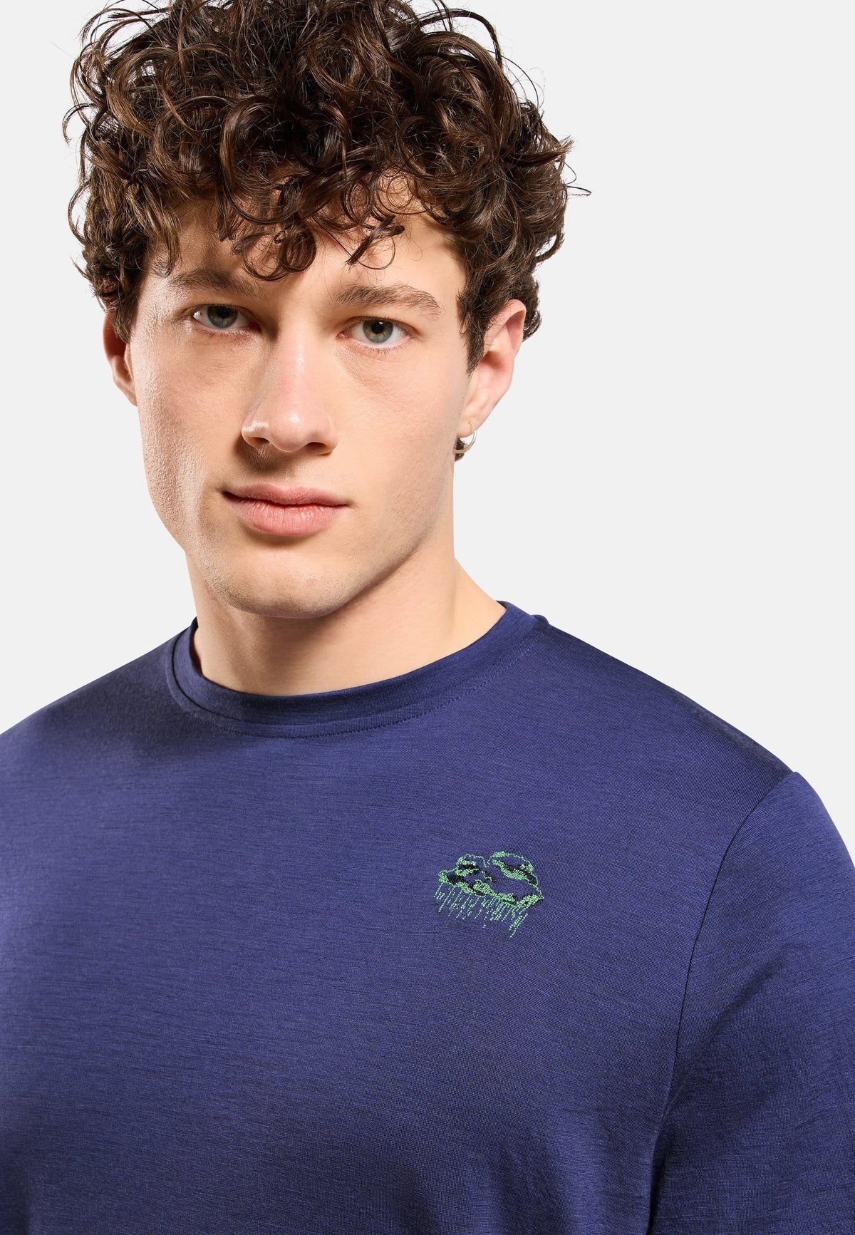 The Ascent merino 160 raincloud t-shirt