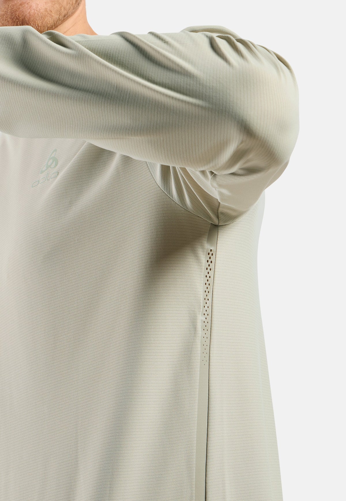 The Zeroweight Chill-Tec long-sleeve running t-shirt 2.0
