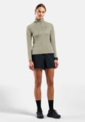 The women's Essentials half-zip running mid layer