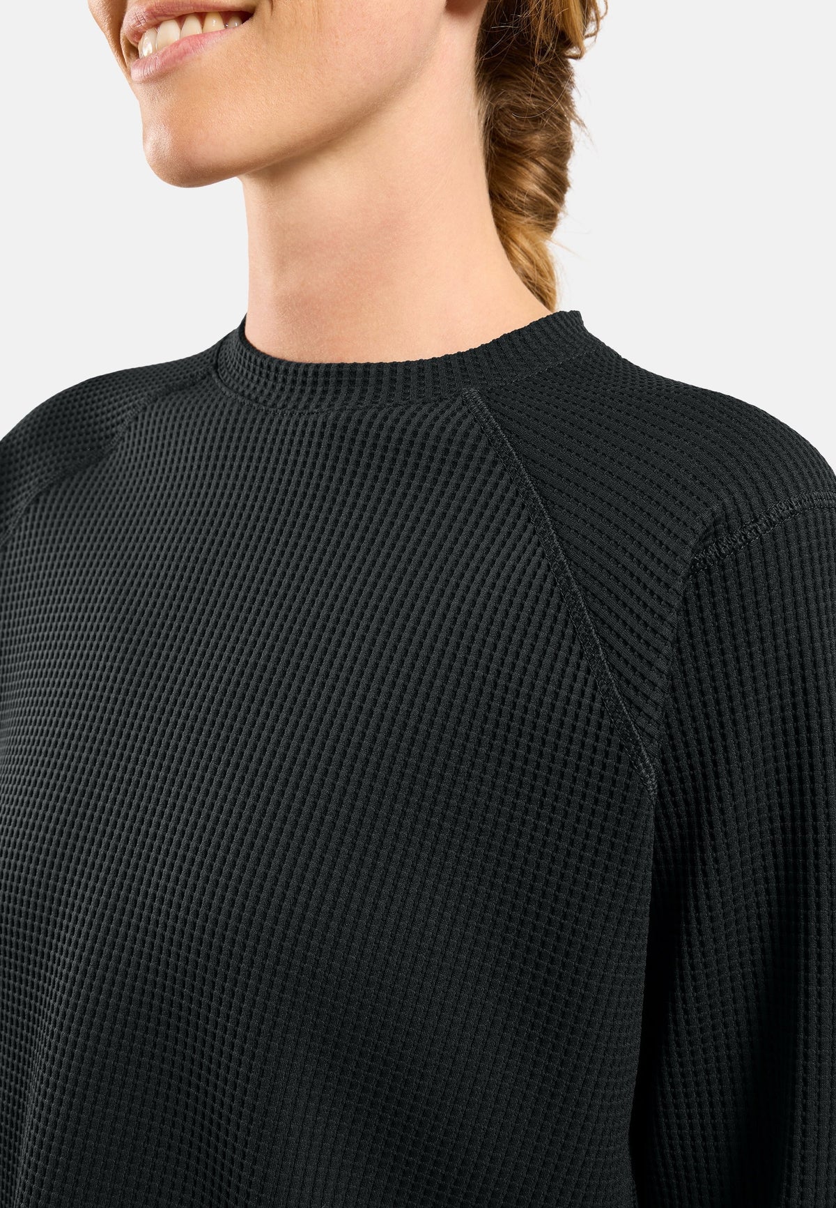 The Cubic crewneck multisport mid layer