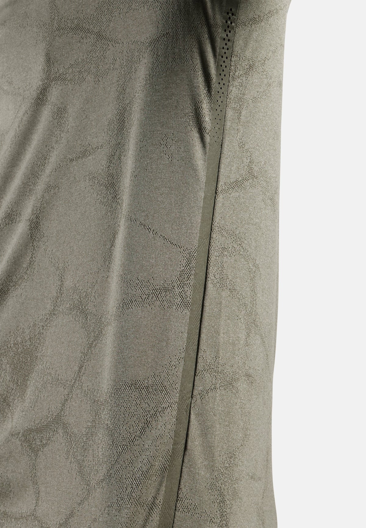 The Zeroweight engineered Chill-Tec running t-shirt