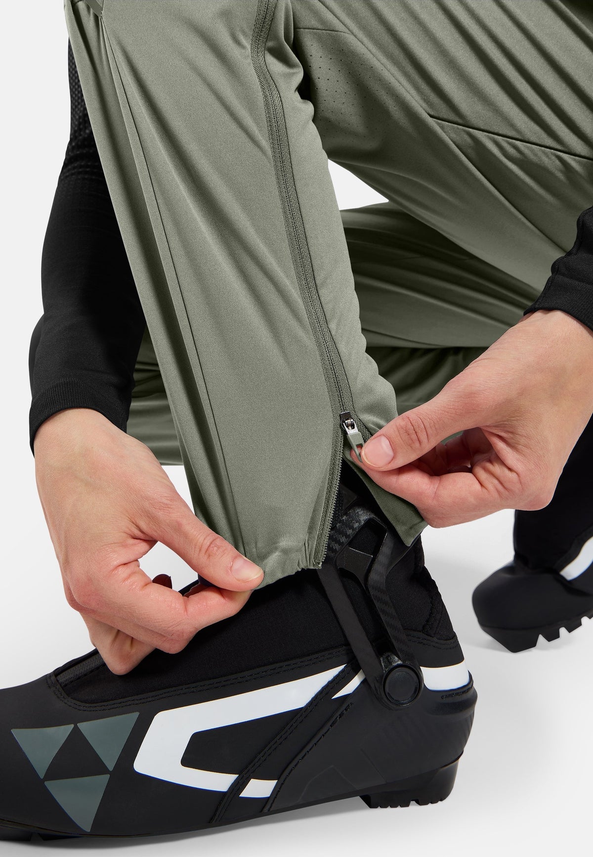 The Zeroweight Pro Warm windproof cross-country pants