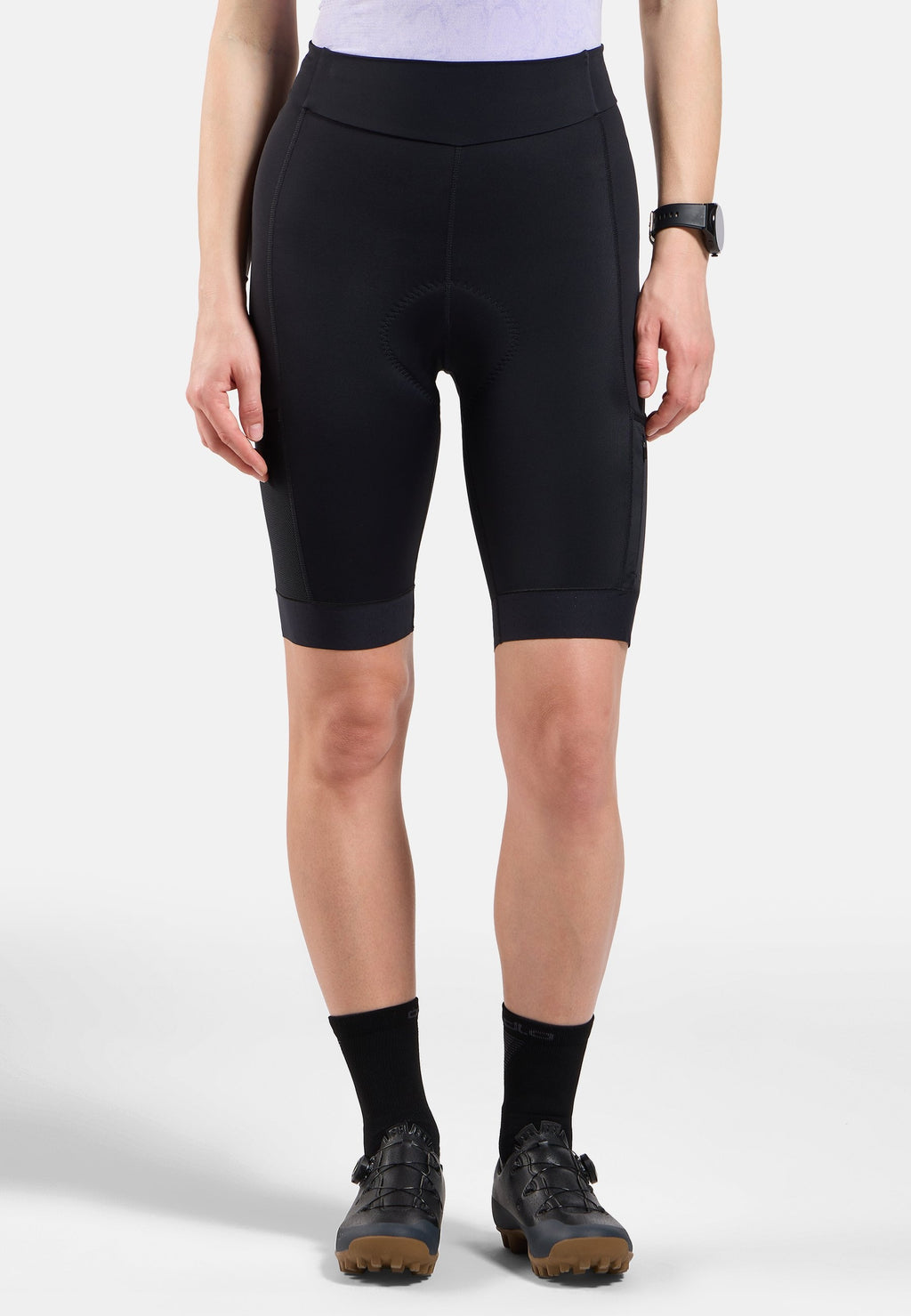 The Explorer women's cargo short tights
