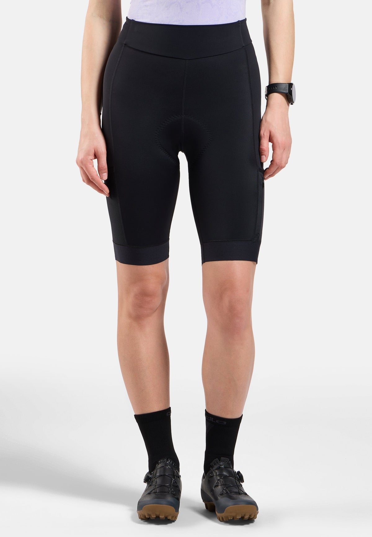 The Explorer women's cargo short tights