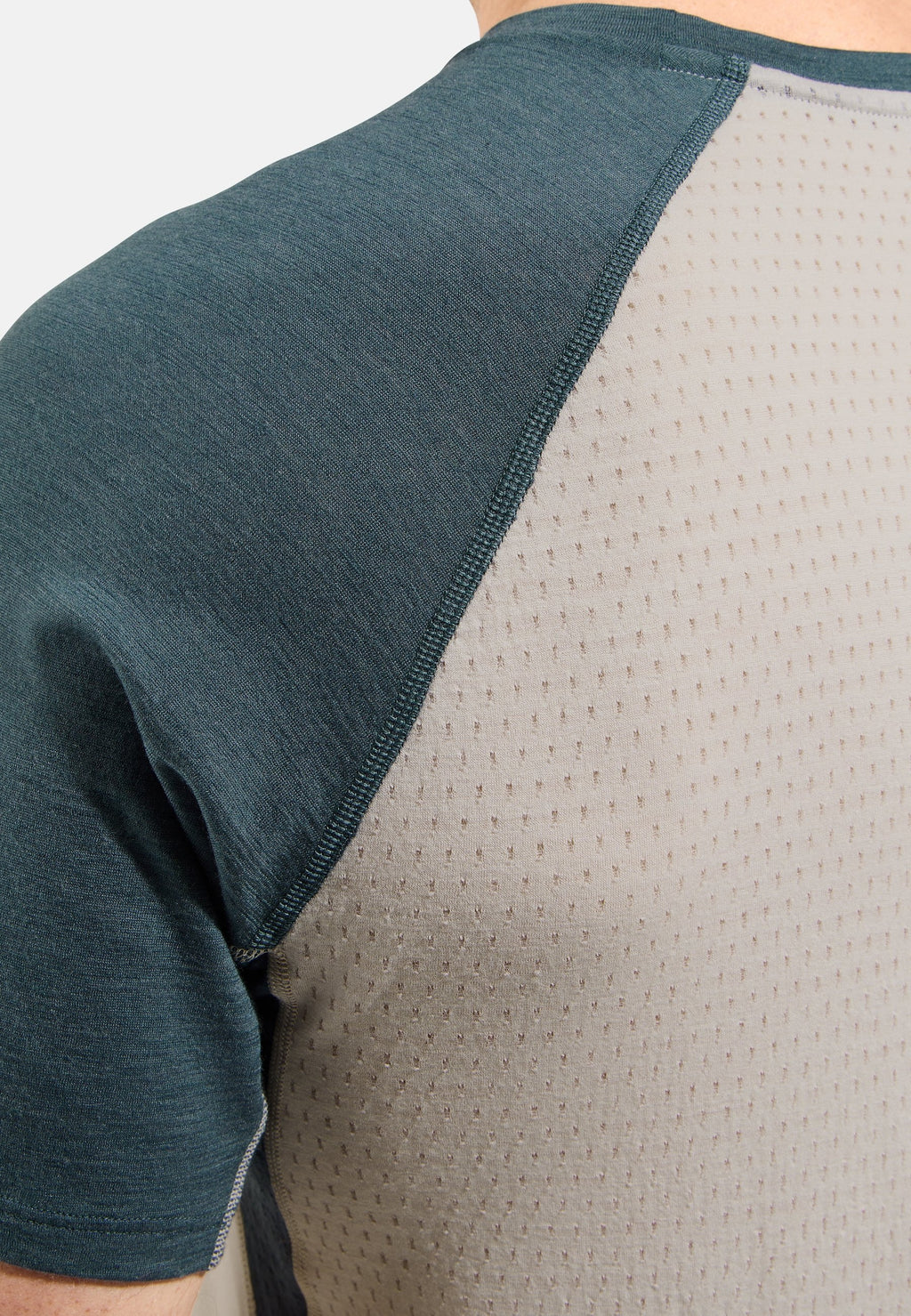 The Ascent Performance Wool 125 t-shirt